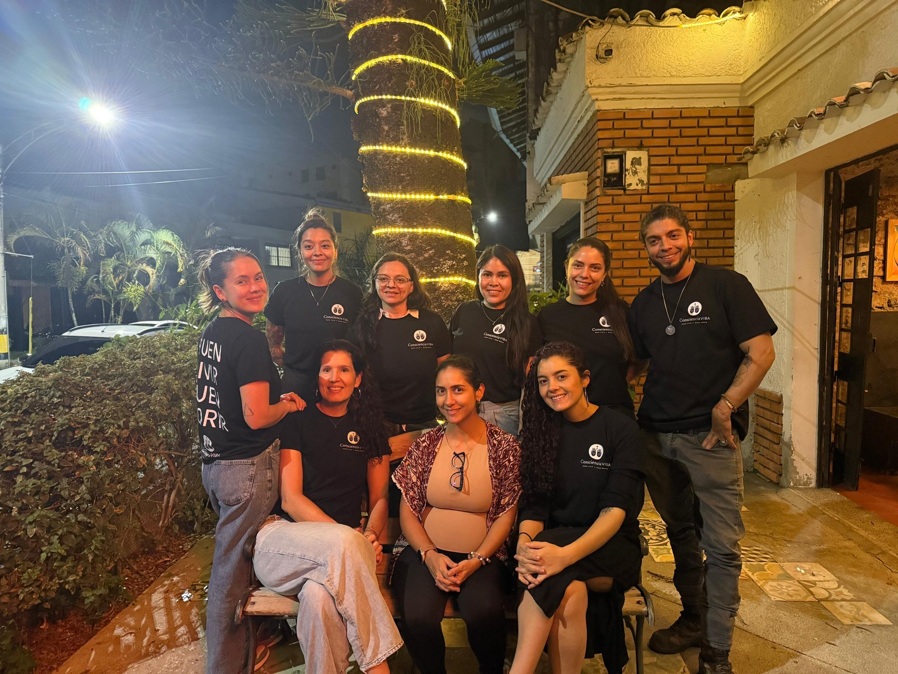 El equipo de la Fundacion ConscienciaVIBA